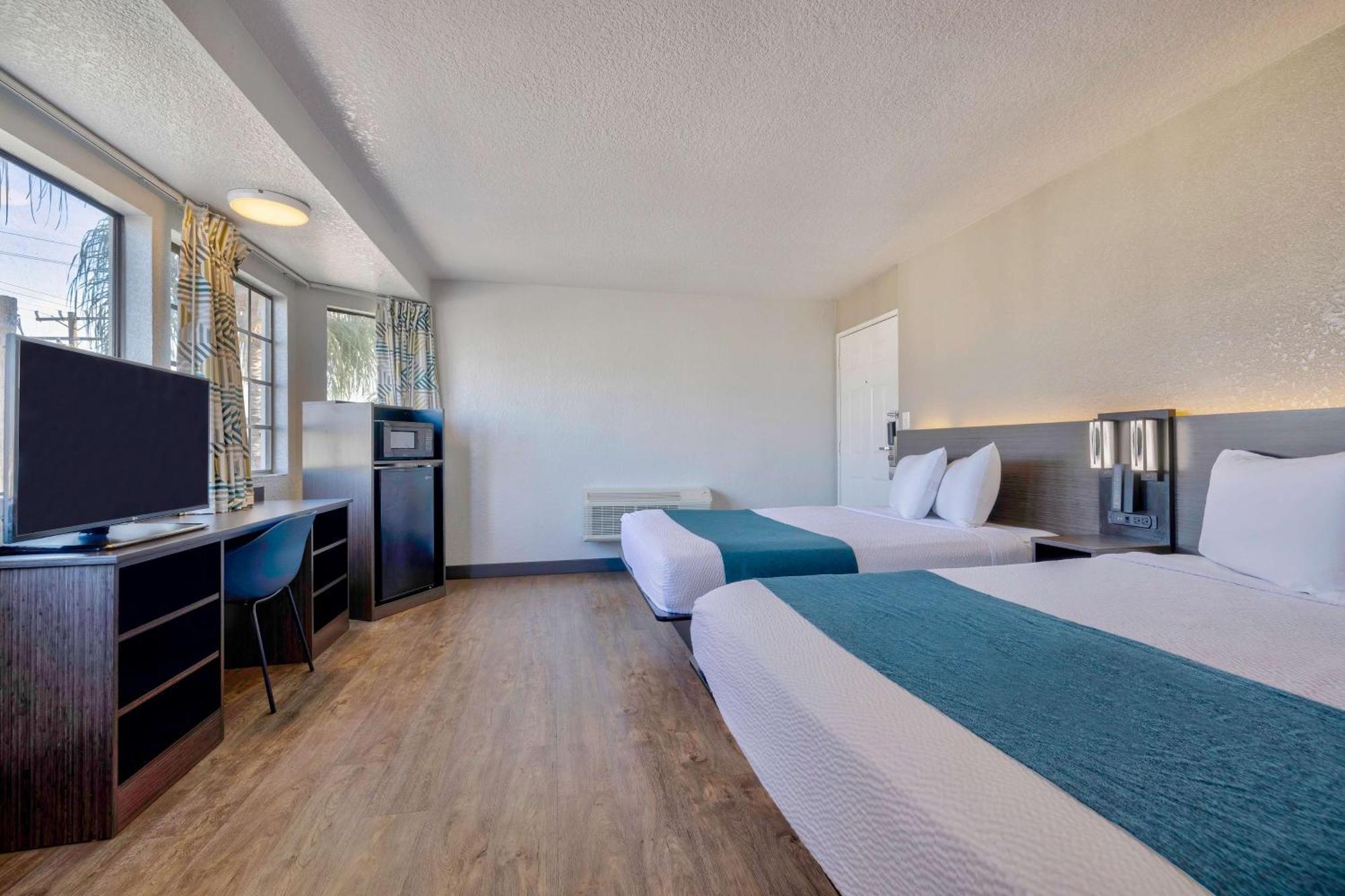 Motel 6-Anaheim, Ca - Fullerton East Exteriör bild